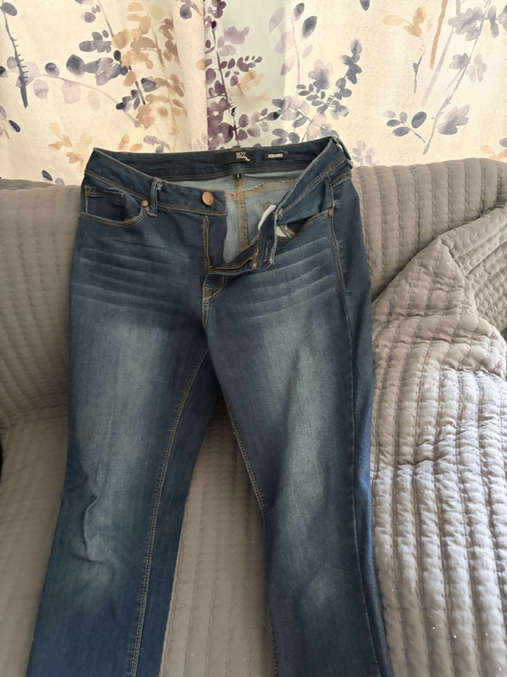 Agolde Women’s Skinny Jeans in Medium Blue Wash
